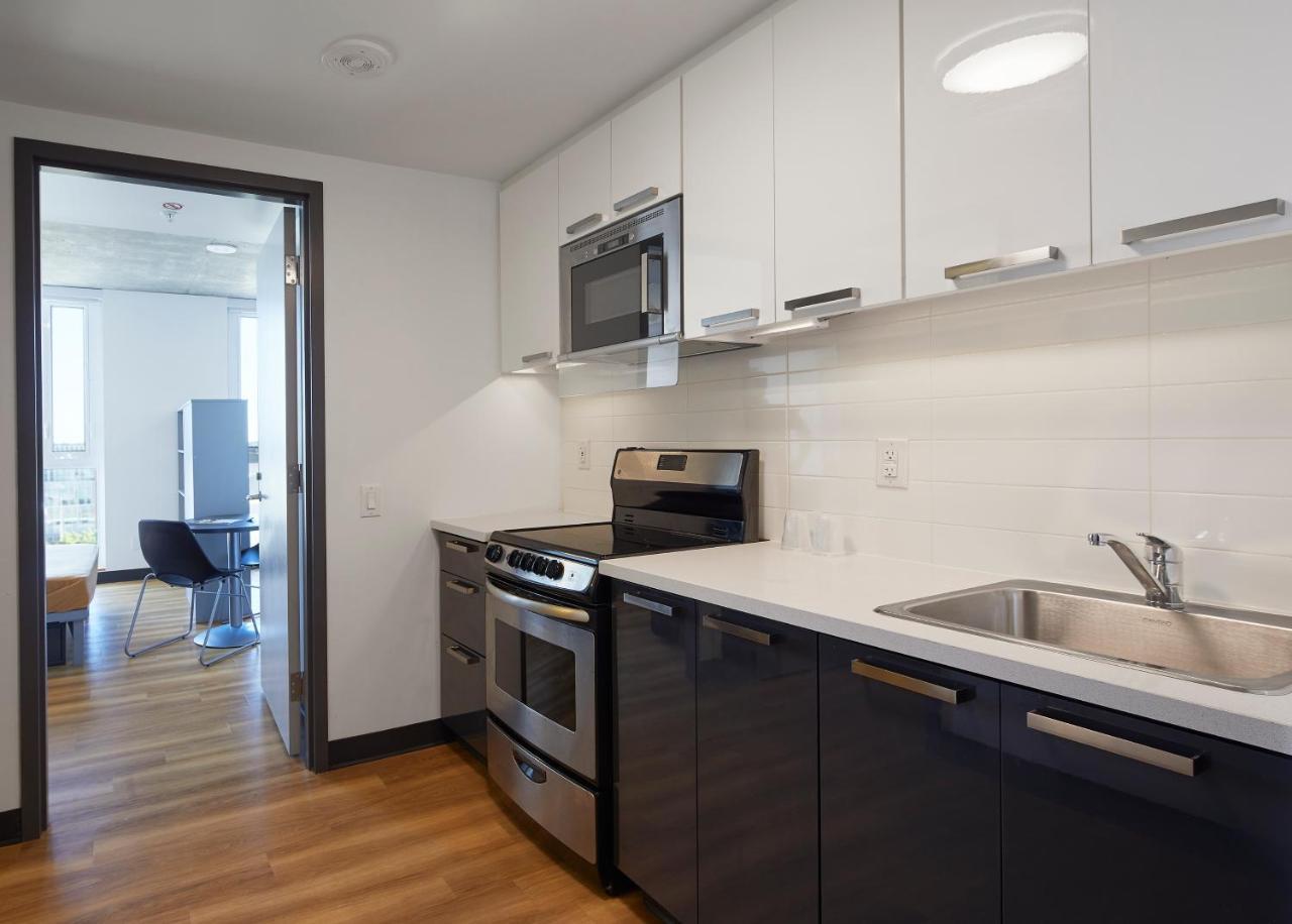 Centennial Place Student Residence Scarborough Toronto Exterior foto